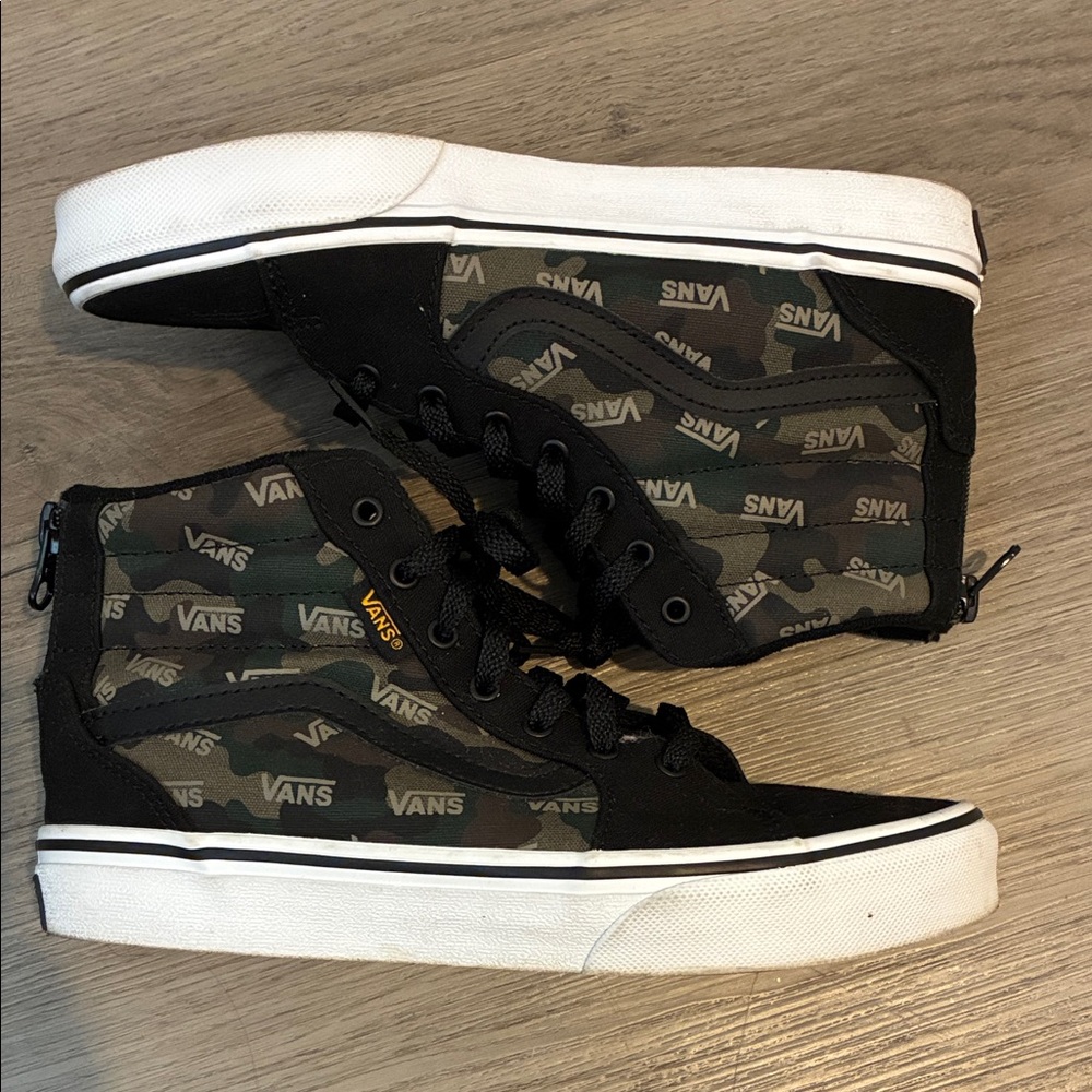 Vans Filmore Hi Zip Shoes